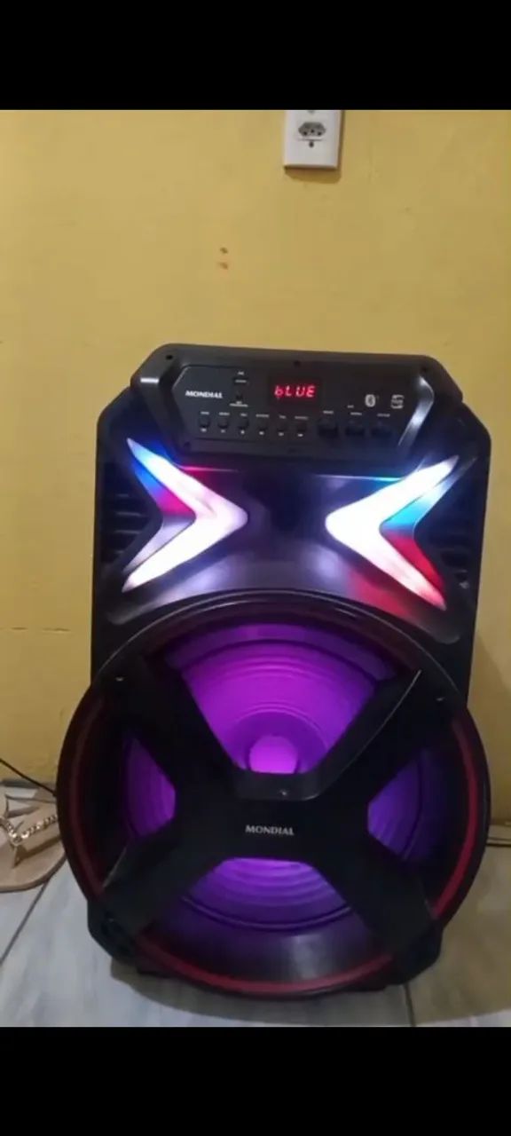 Caixa de som 700w mondial