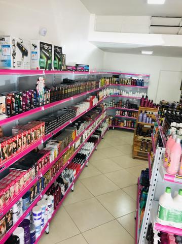 Gondula loja de cosméticos