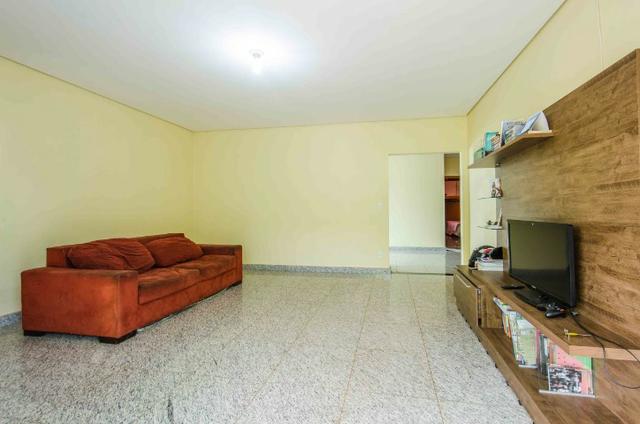 Bela casa no Park Way quadra 8 com 4 suítes + Loft com 2 quartos - SMPW 8 - Foto 8