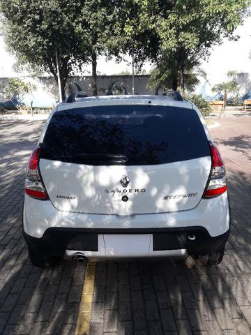 Renault Sandero Stepway 1.6 2014/2014 C/ Media Nave e 53 Mil KM Rodados - Foto 9
