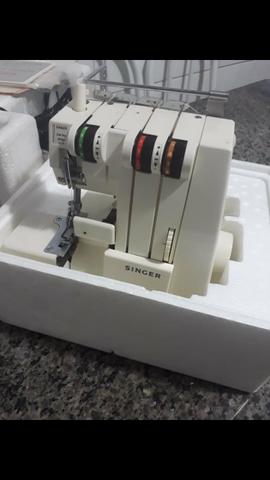 Vendo Máquina Overlok Singer 14u32 - Foto 2