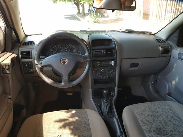 Chevrolet Astra Sedã 1.8 Original a Álcool - Foto 6