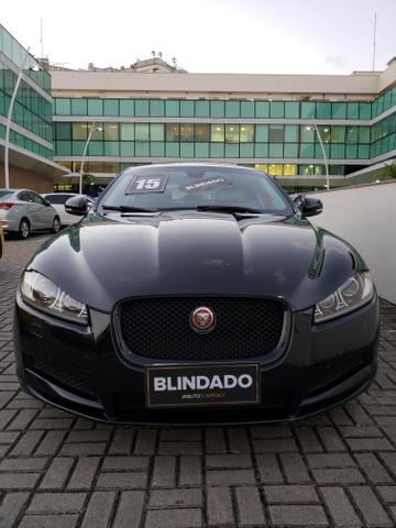 Jaguar xf blindado