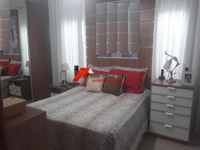 Casa na ilha com piscina e 04 quartos - lote inteiro - Foto 13