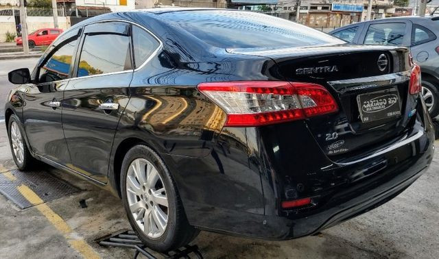Nissan Sentra SL aut 2014 com GNV - Foto 12
