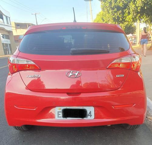 Hyundai Hb20 1.0 Confort 2013 Completo bx km Pneus Novos - Foto 2