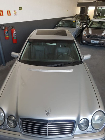 Mercedes Benz E 320 - Foto 5