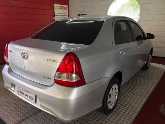 TOYOTA ETIOS 1.5 XS SEDAN 16V FLEX 4P 2018 - Foto 4