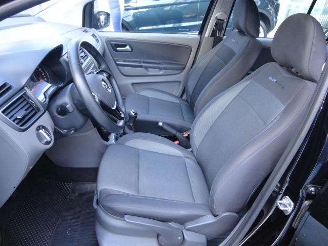 Volkswagen Fox 1.0 Mpi Bluemotion 12v Flex 4p Manual Completo 2016 - Foto 9
