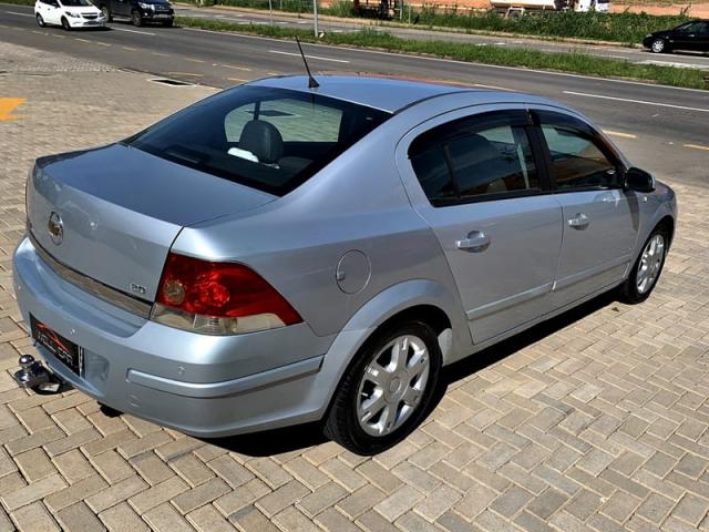 CHEVROLET VECTRA ELEGANCE 2.0 8v 4p - Foto 6