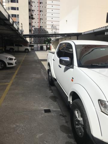 Mitsubishi Triton branca diesel 3.2 Hpe 2013 / 2013 4x4. Muito nova. 4 pneus novos - Foto 10