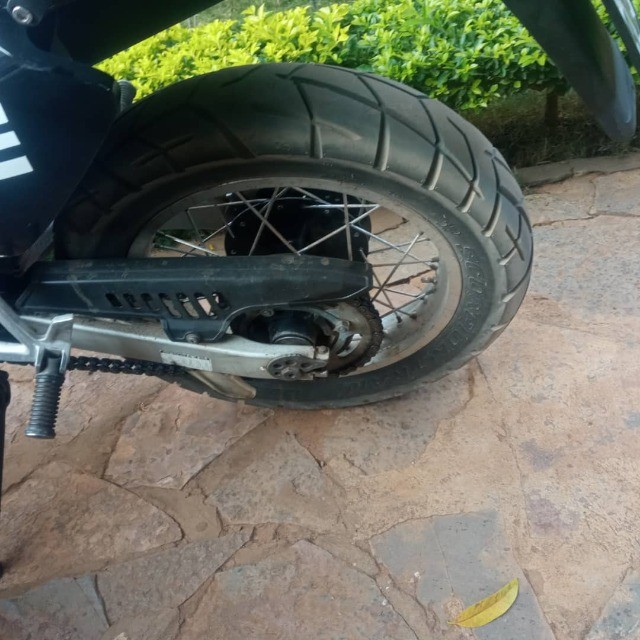 VENDO XT 600 ANO 2001 FILÉ DOC PAGO 21 EM JANUÁRIA MG