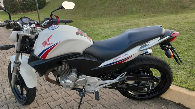 CB 300R MOTO TOP
