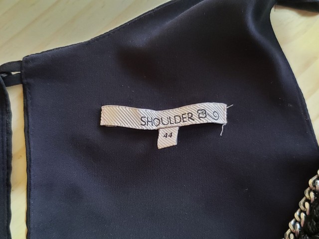 Vestido Preto Shoulder Saia Plissada - Foto 5