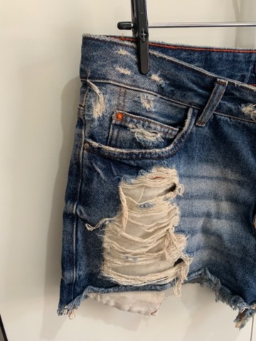 Short Jeans Curto Destroyed (TAM: 42) - Foto 4