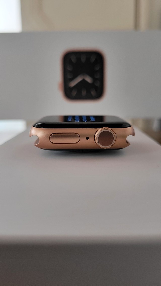 apple watch serie 5 40mm gold