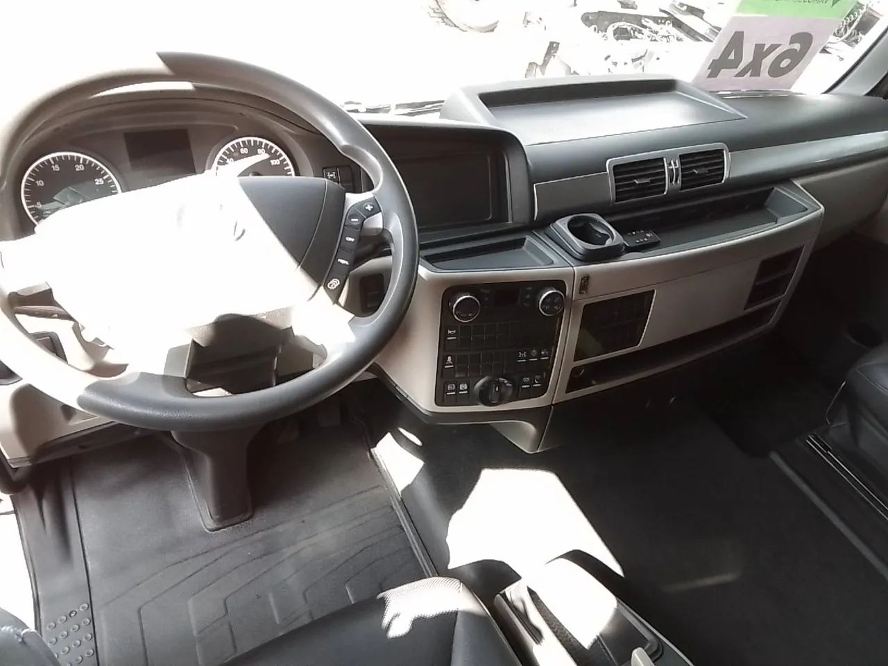 Volkswagen 29.520 Meteor  6x4  2022/2022 - Foto 8