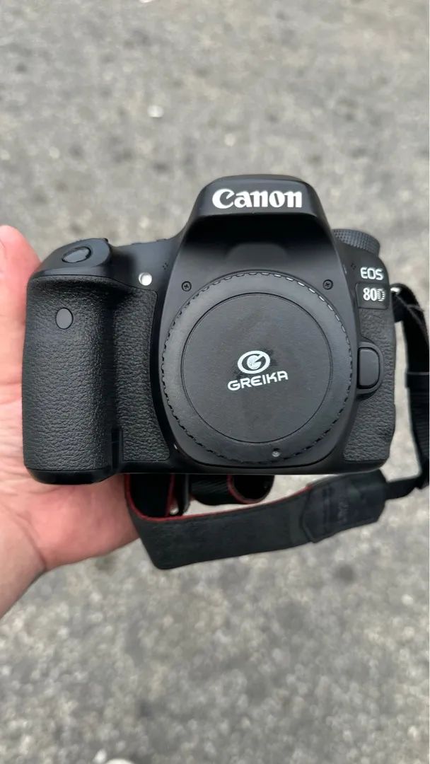 Canon 80D