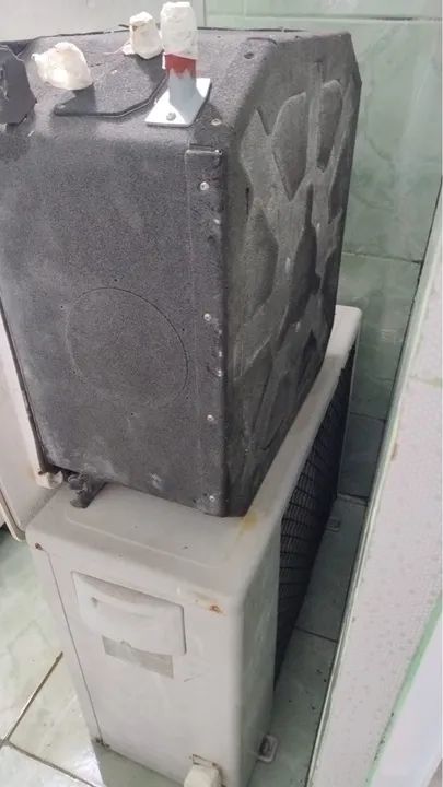 Vendo ou troco por inverter de 12mil BTU  - Foto 3