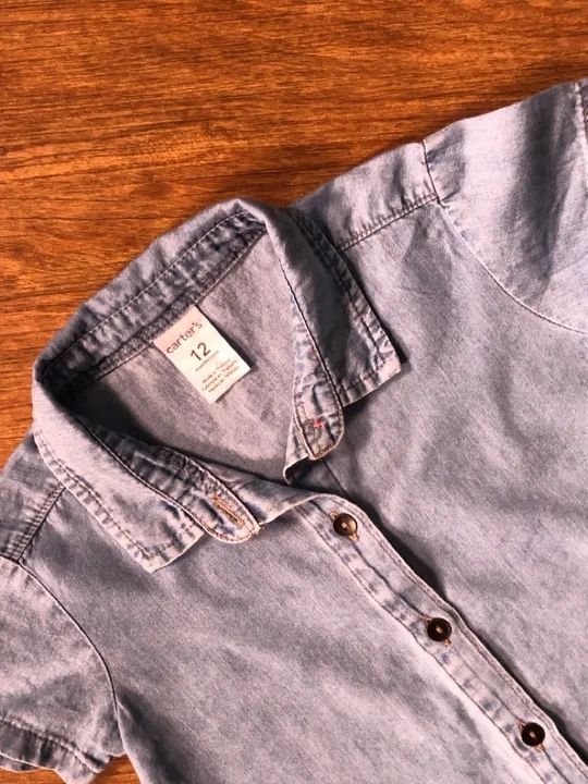 Camisa jeans bebê menina Carters 12 meses - Foto 2