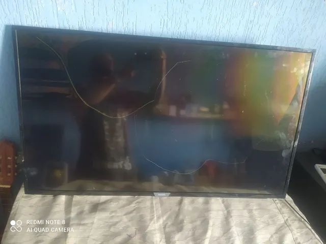 Tv Philips 43 polegadas com defeito 