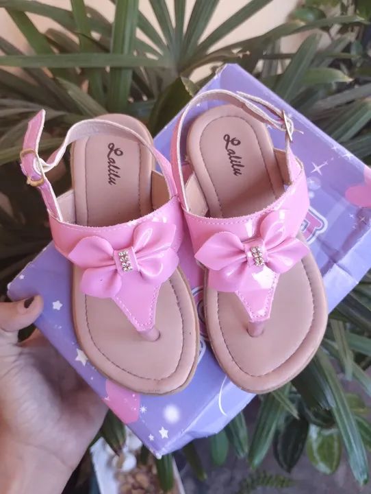 Lote de Sapatinhos de menina 25/26 - Foto 2