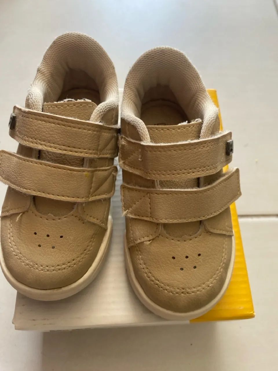 Sapato da KLIN, tamanho 22