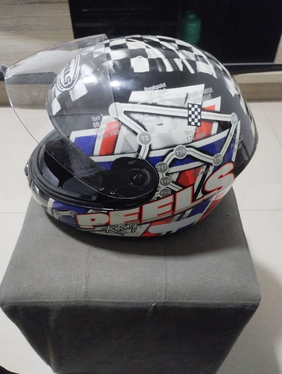 【リヤドロ】【廃盤1552.3】Cesta Oval Flores Gris Rodas originais corsa premium aro 14 semi-novas - Peças para