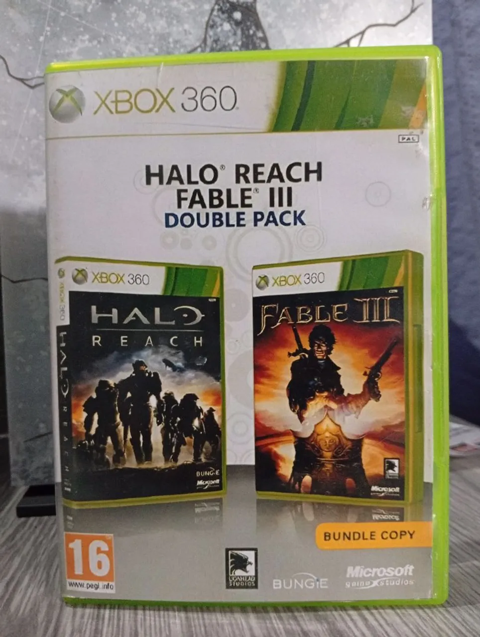 Console Xbox 360 (320 Go) - Édition Limitée Halo 4 avec 2 Manettes - Consoles