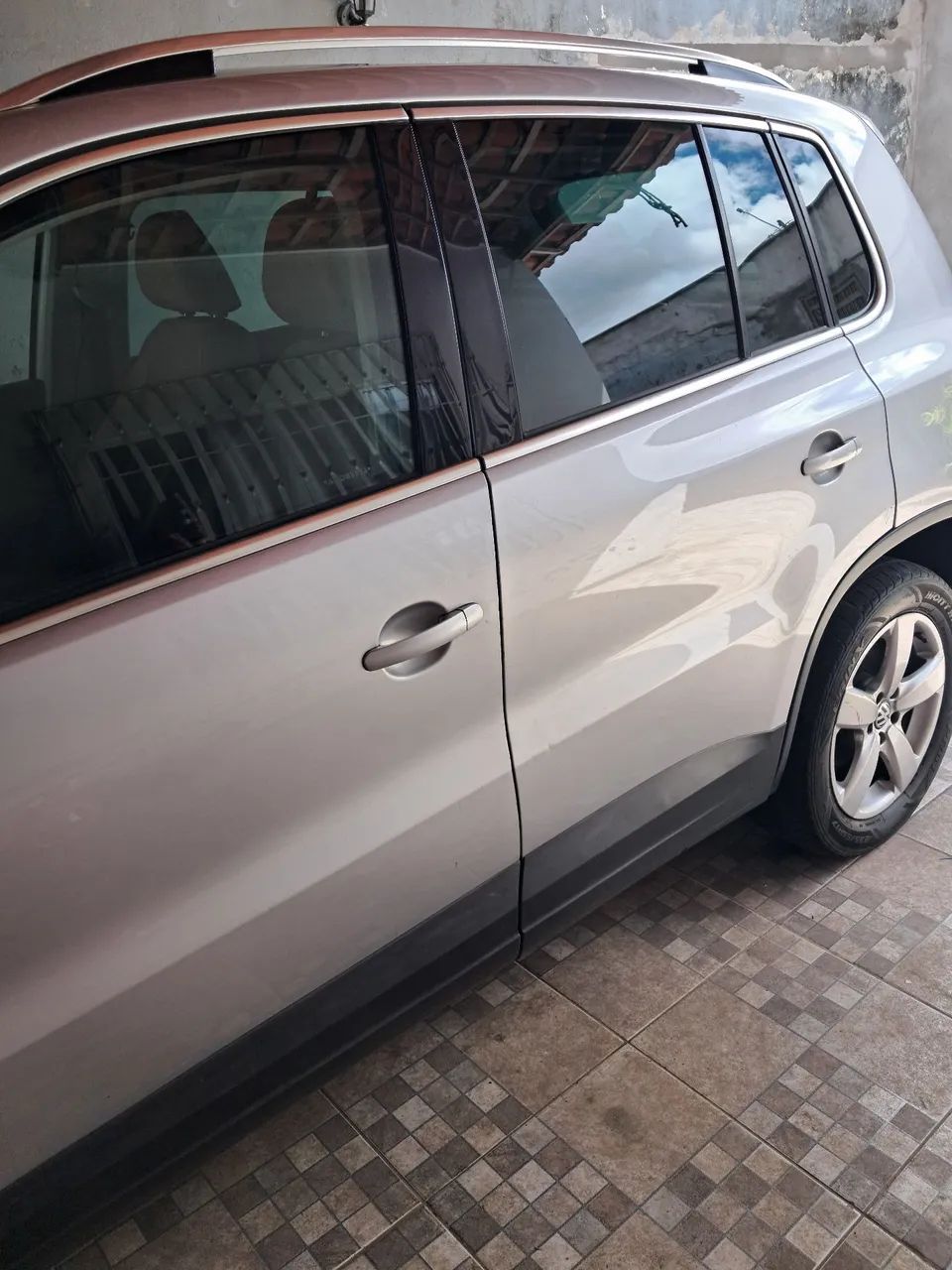 Vendo tiguan 2.0 tsi 46.000 - Foto 2