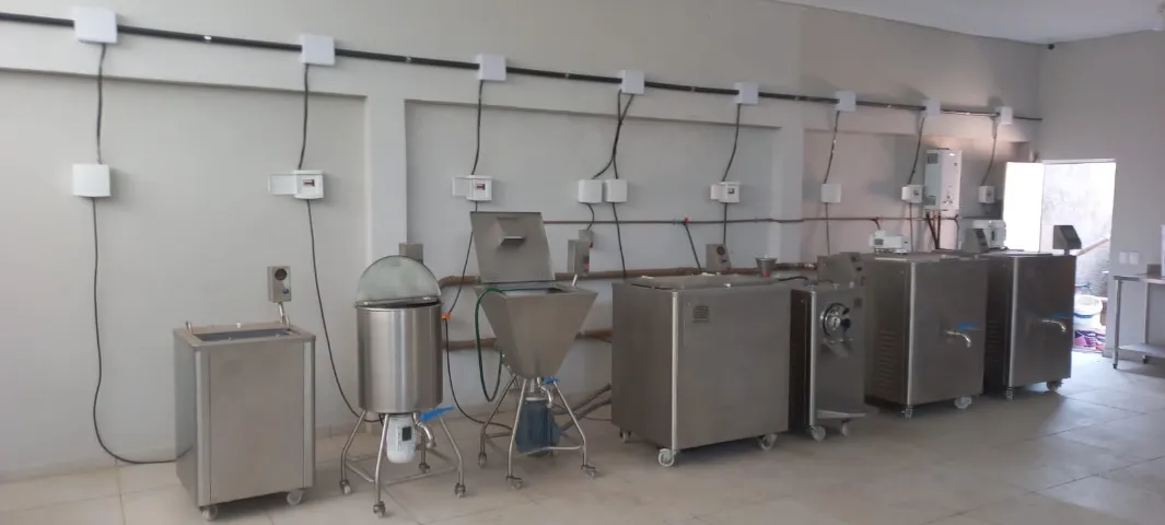 Linha de produção de sorvete Picolé e Açaí