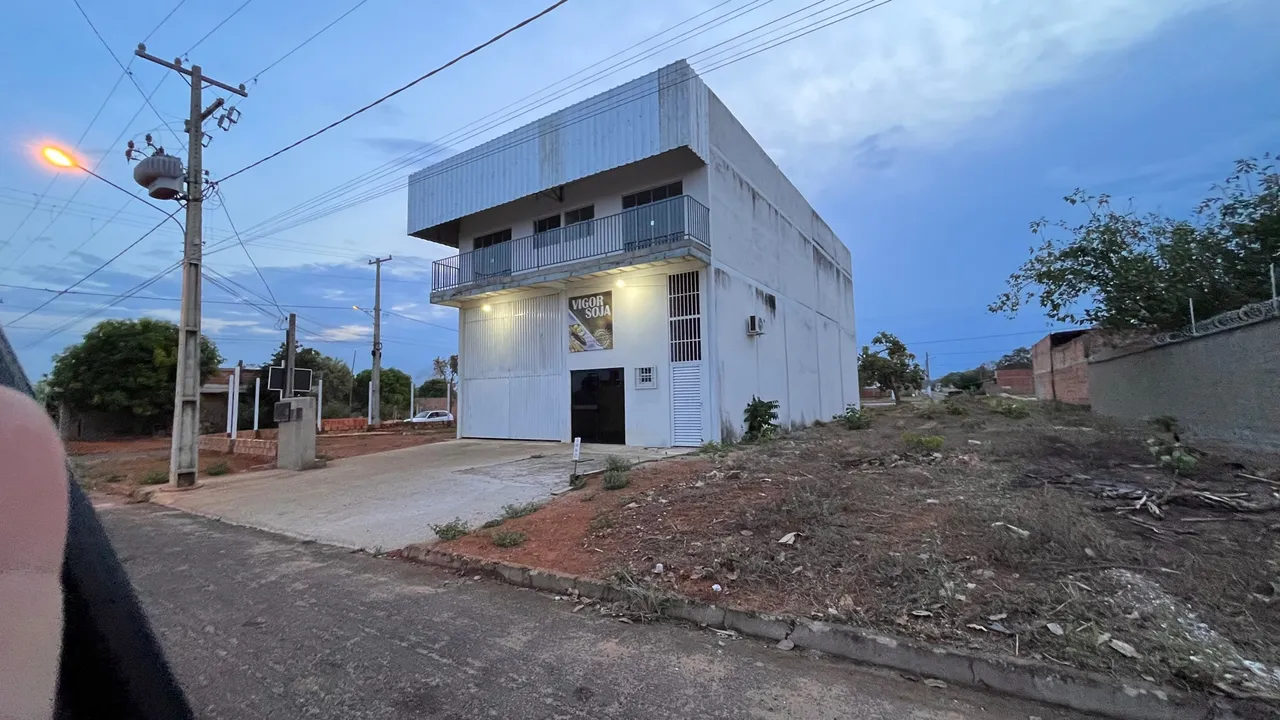 Galpão Luzimangues