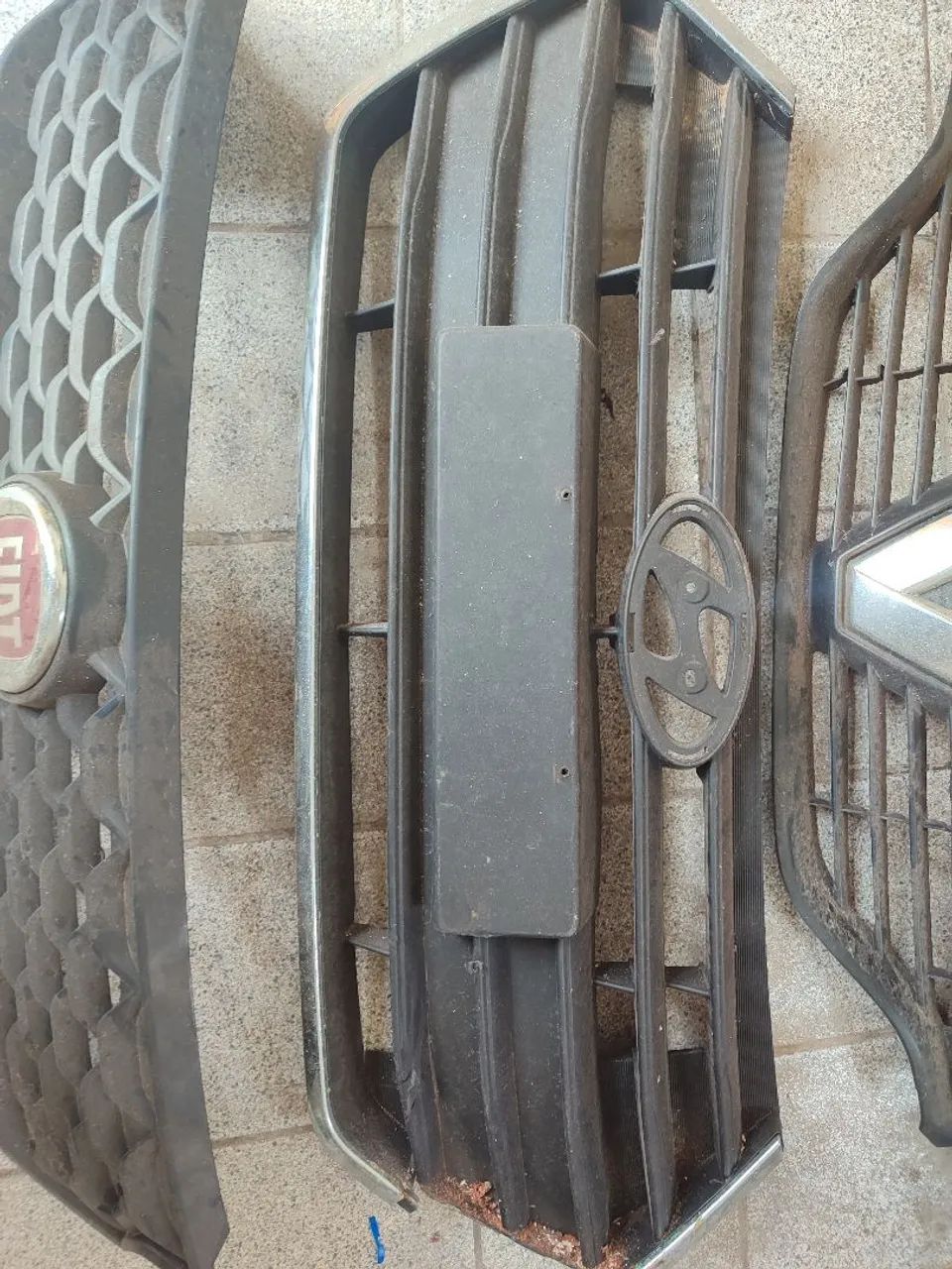 Grade frontal de carro - Foto 4