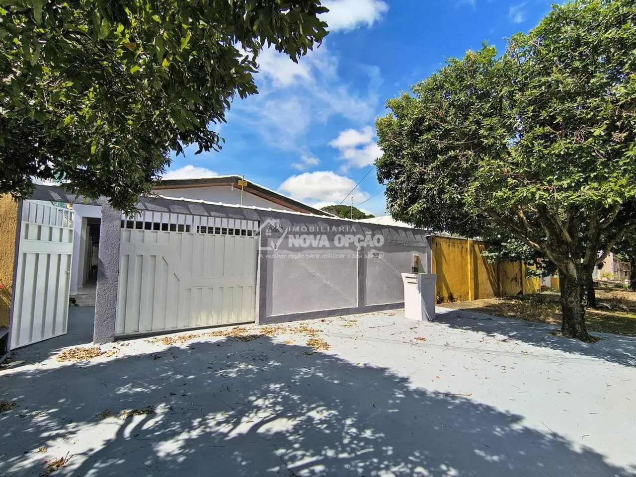 Belíssima casa à venda