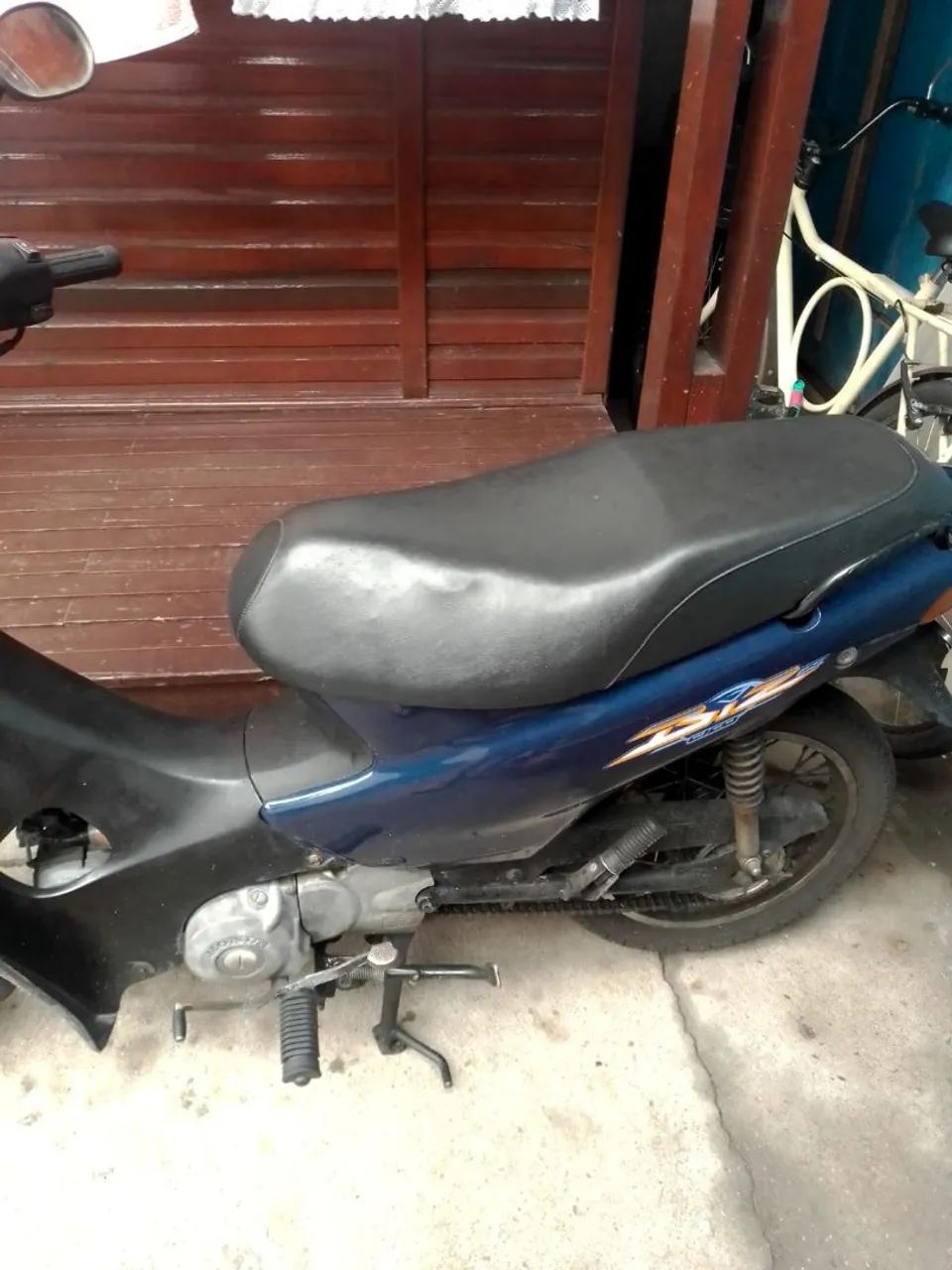 Biz 100 2003 - Foto 4