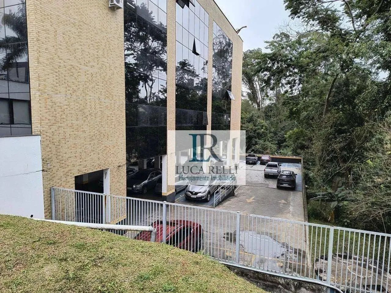 Sala Comercial à venda na Granja Vianna - Foto 3