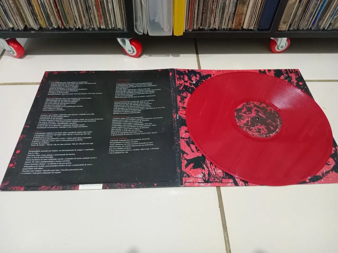 Disco de Vinil - Institution - Desolation Times - Foto 2