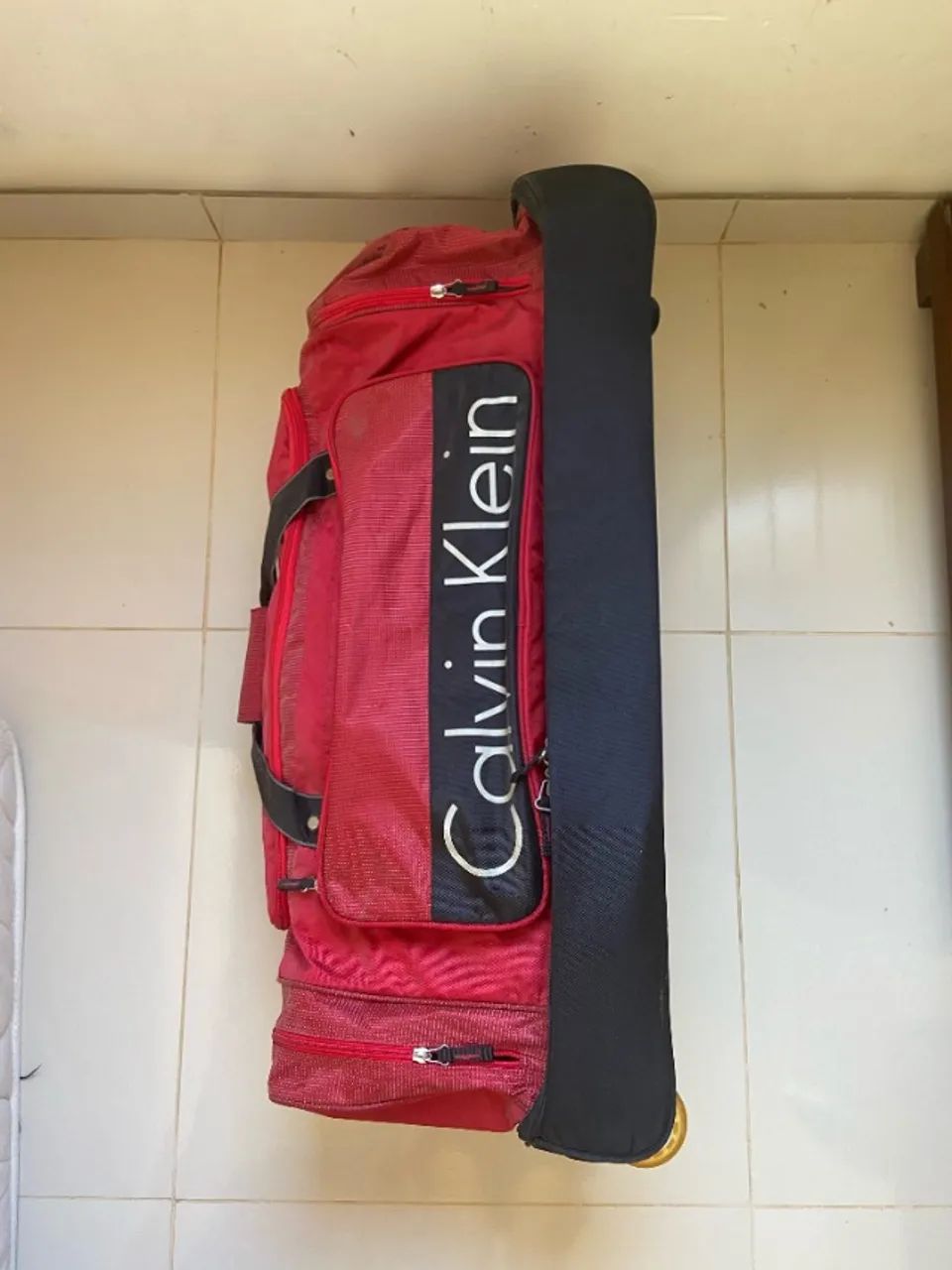 mala de viagem da calvin klein - Foto 4