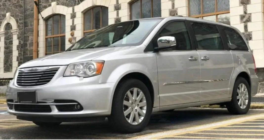 Chrysler Town Country Limited 3.6 Gasolina Completa Blindada Oportunidade 