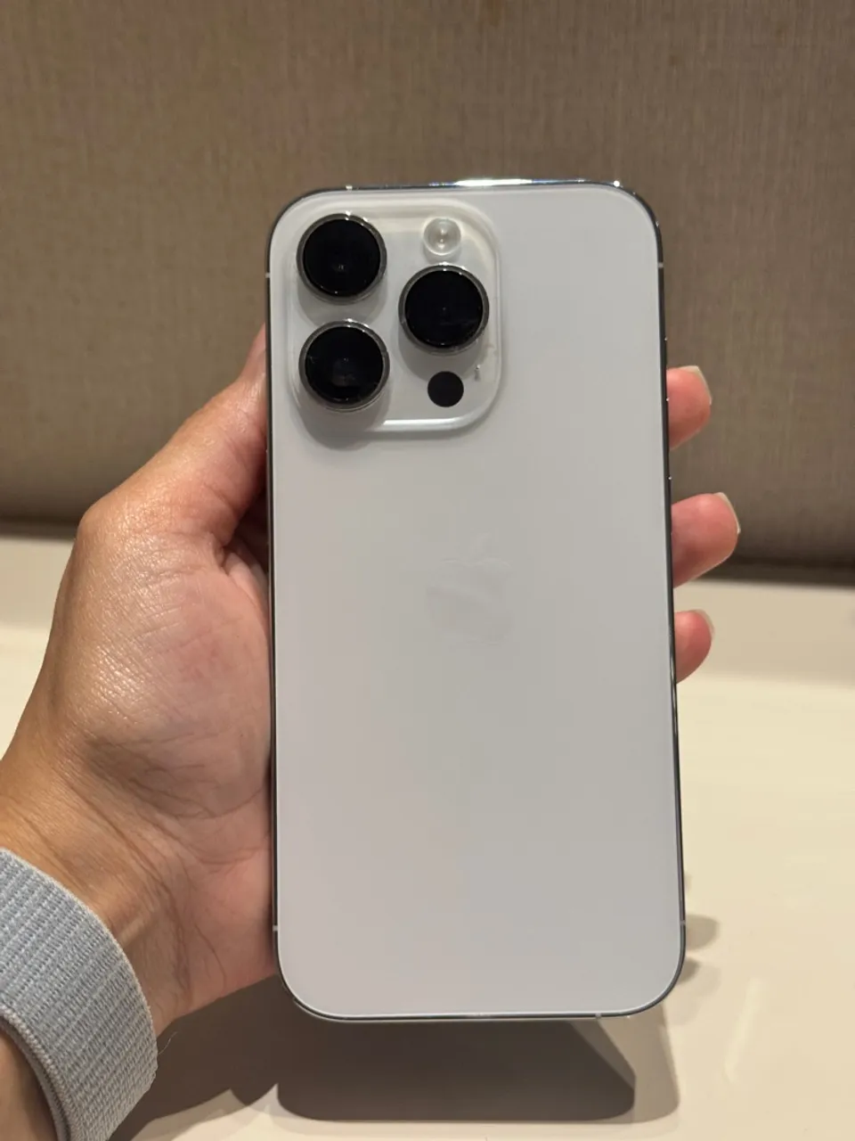 iPhone 14 Pro branco - 128g