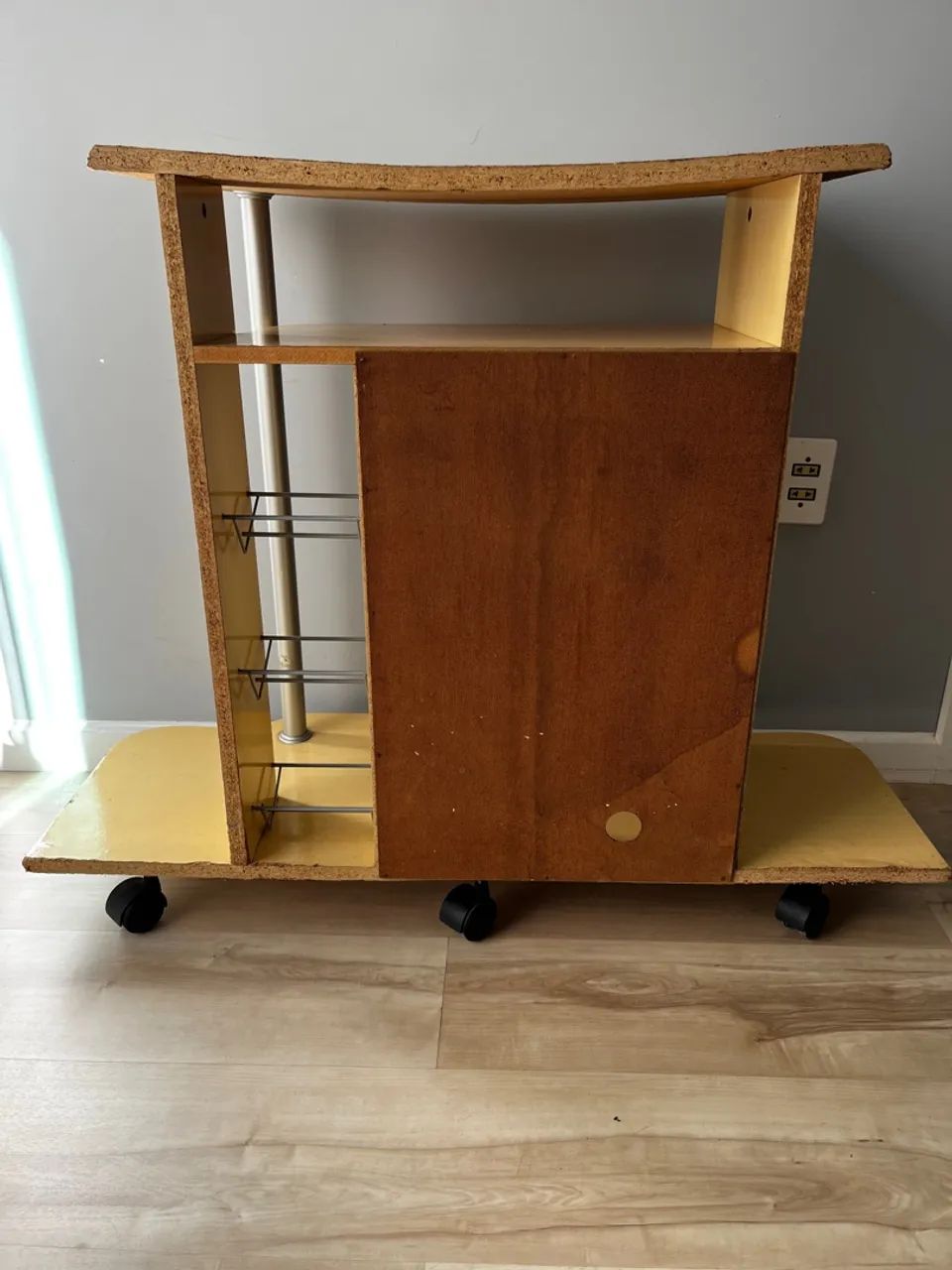 Rack com 6 rodinhas 360° - Foto 5