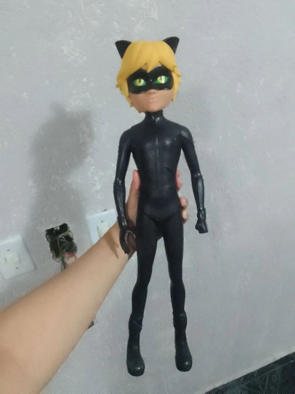 Boneca Ladybug + Cat Noir. - Foto 2
