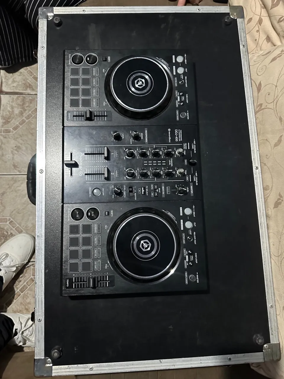 Controladora DJ Pioneer DDJ-400