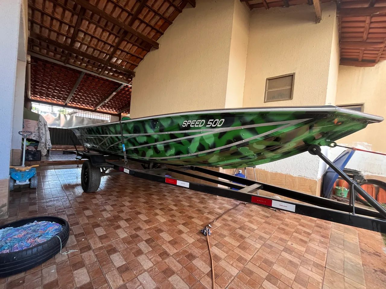 Canoa berço e motor rabeta 7hp