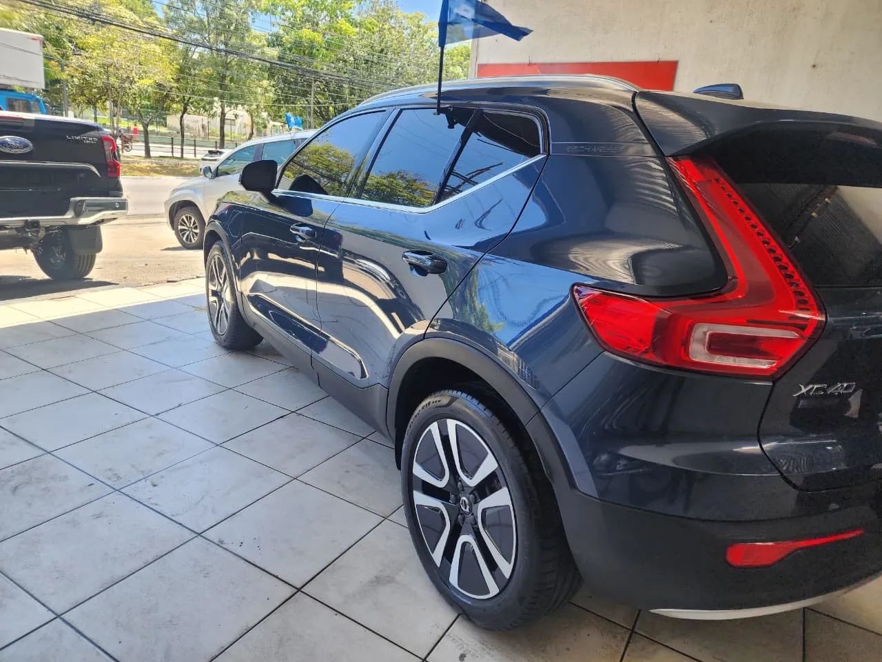Volvo xc40 momento 2021 híbrida  - Foto 12