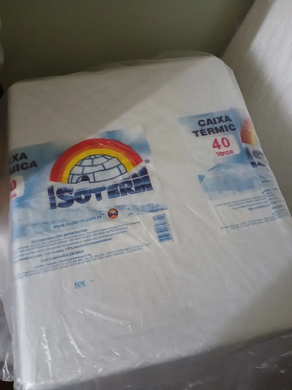 Caixa térmica Isoterm 40 Litros NOVA