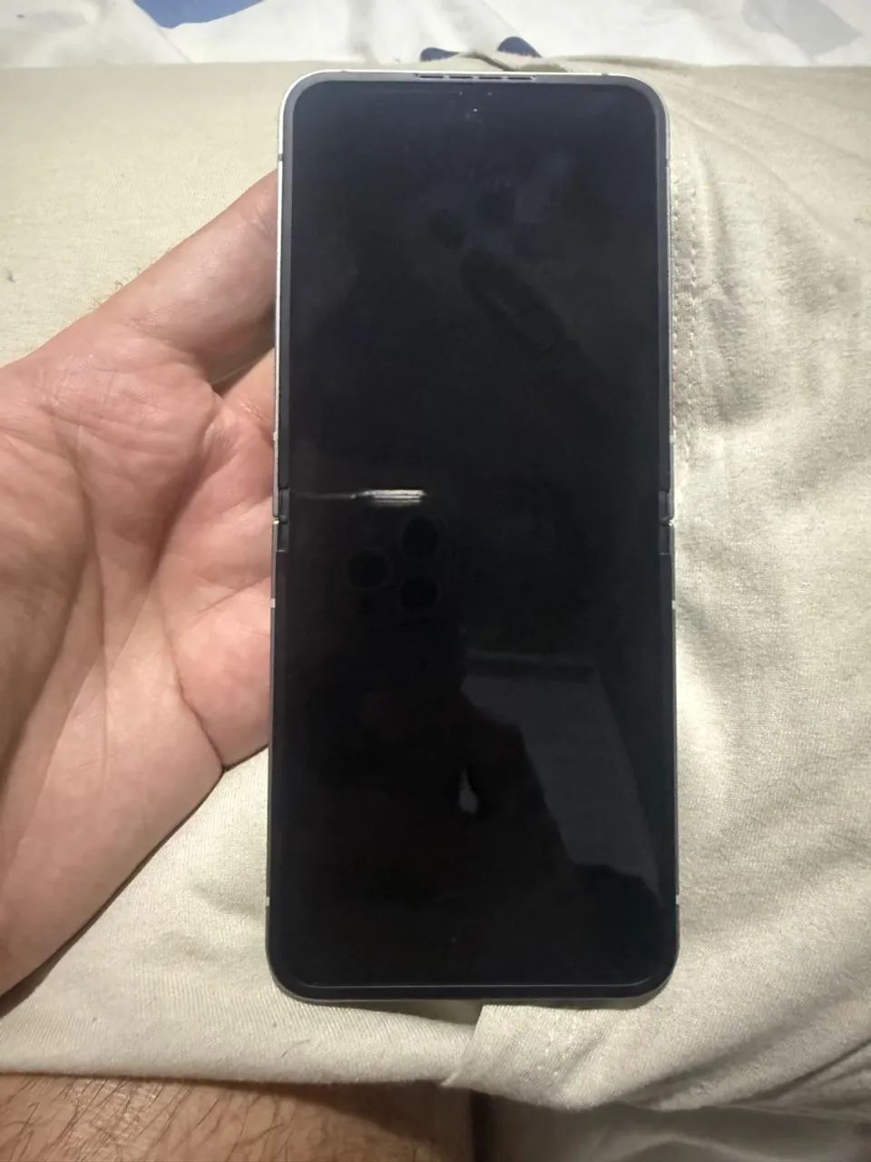 SAMSUNG Z FLIP 6 256GB NUNCA USADO - Foto 2