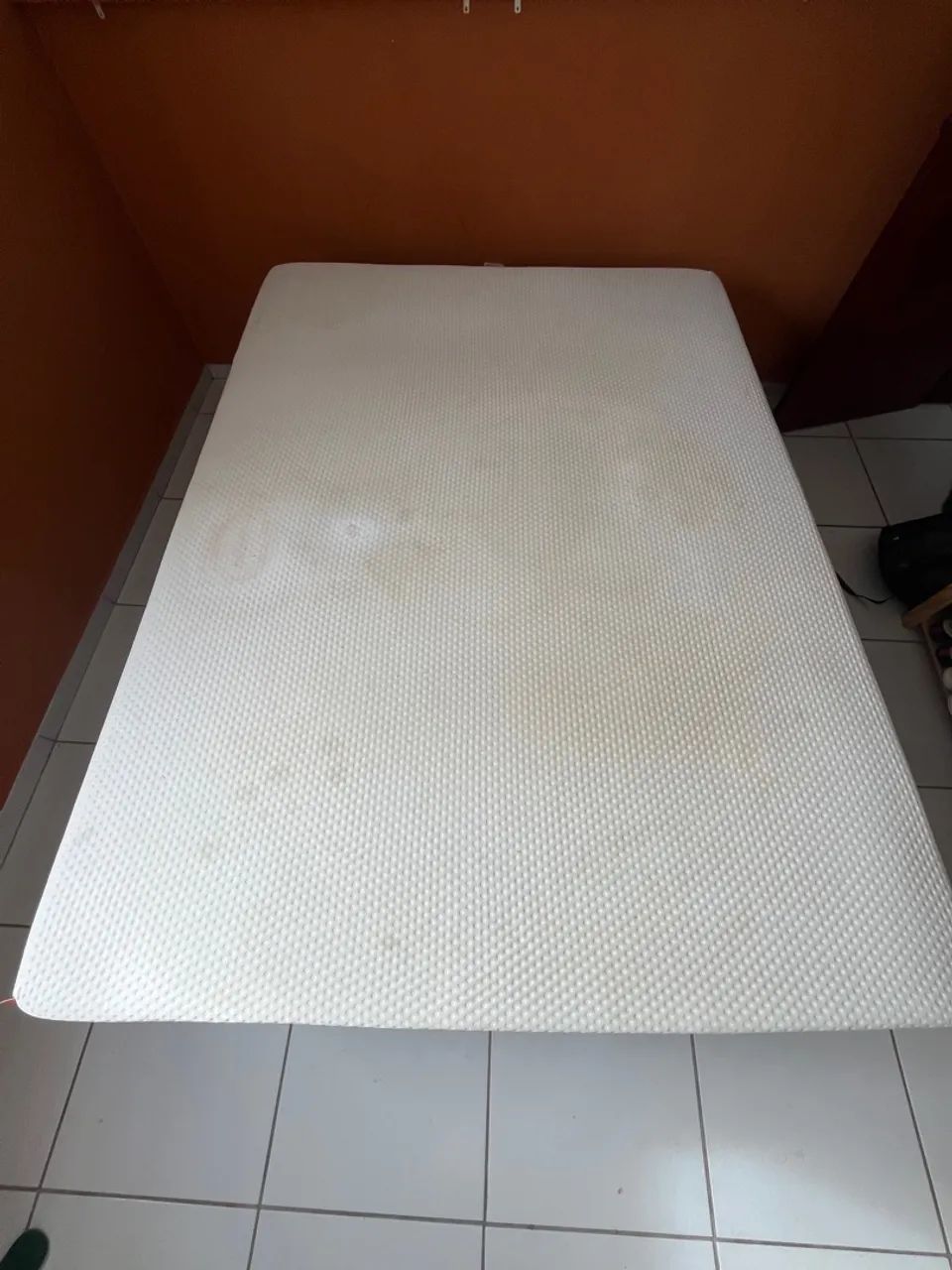 Colchão Emma One Light Casal - 138x188cm - 2 anos de uso - Foto 6