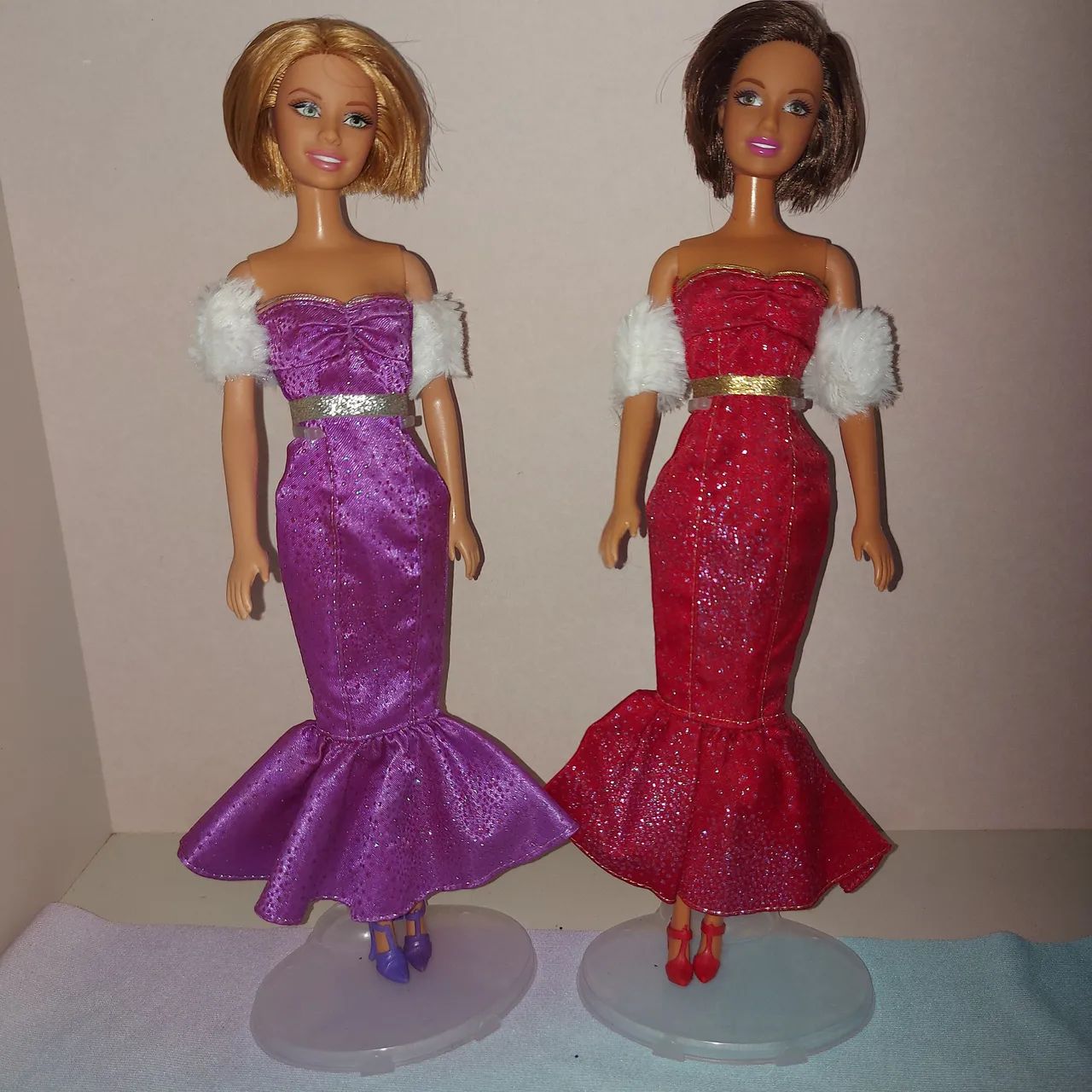 Bonecas Barbie em Vestidos de Gala