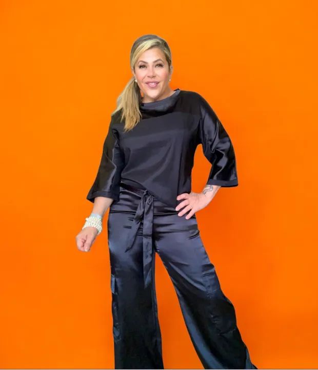 PROMOCAO SEMANA DO CONSUMIDOR  Conjunto seda blusa e calça - Foto 2